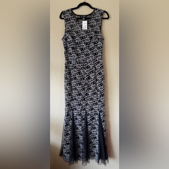 Candalite Black and Silver Formal Dress NWT - Picture 2 of 9